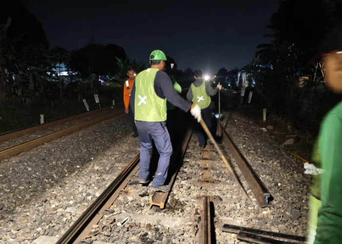 KAI Daop 6 Yogyakarta Optimalkan Perawatan Rel dan Jembatan untuk Hadapi Musim Hujan dan Nataru