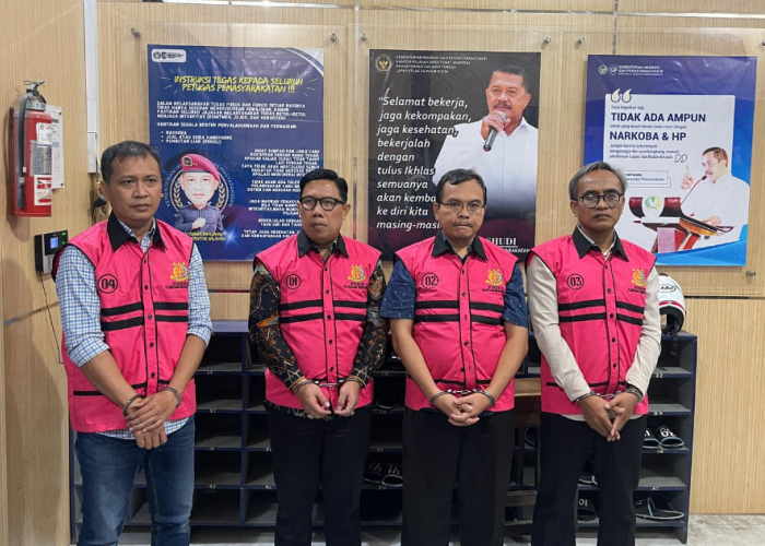 Roby, Mantan Kadis PU Kota Metro Jadi Tersangka