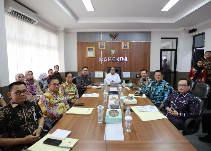 Pj. Bupati Pringsewu Hadiri Rapat Test Operasional Penerapan Opsen PKB dan Opsen BBNKB Tahun 2025