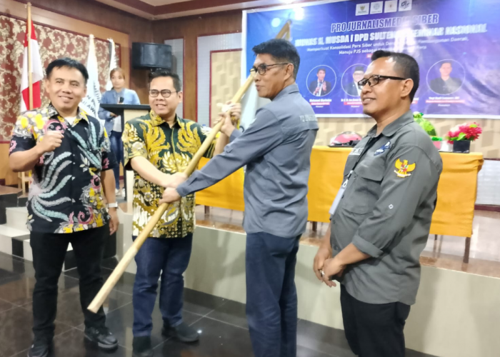 Ketua Dewan Pakar PJS Dorong Jurnalis Siber Jaga Idealisme dan Profesionalisme