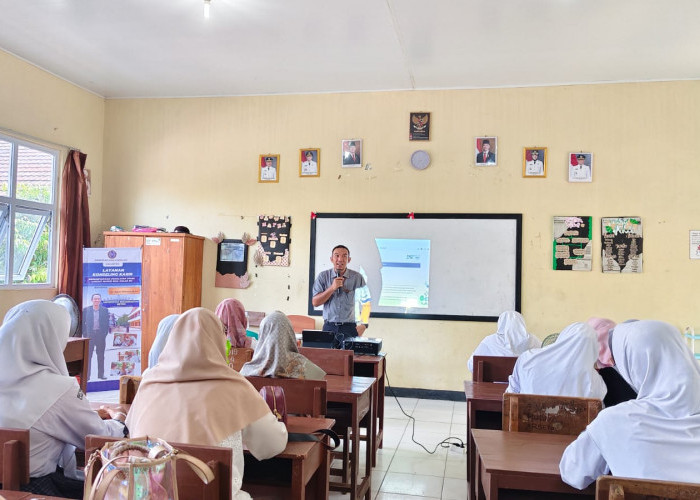 UM Metro Dampingi Murid Eligible SNBP SMAN 4 Metro Lewat Konseling Karier