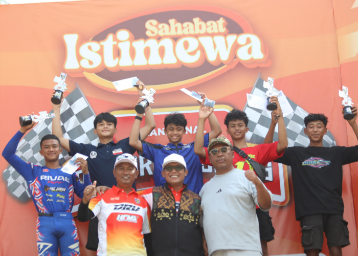 Beri Apresiasi, Bupati dan Wabup Lamteng Hadiri Grand Final Turnamen Grasstrack dan Motocross Motorance
