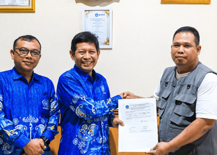Dukung Penguatan AUM, UM Metro Salurkan Hibah Komputer untuk Sekolah Muhammadiyah dan PCM
