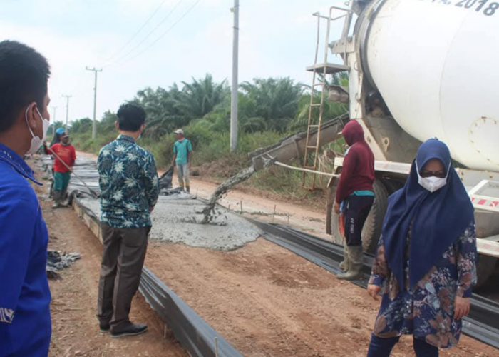 Dua Tahun Pimpin Mesuji, Elfianah Mulai Tunjukkan Hasil Pembangunan yang Dirasakan Masyarakat