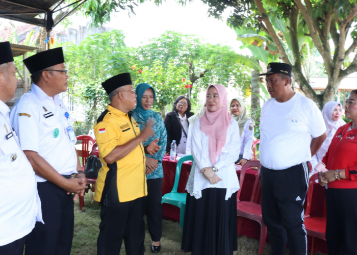 Persiapan Lomba 10 Program PKK, Wabup Bersama Wakil Ketua TP-PKK Lamteng Hadiri Pembinaan Administrasi