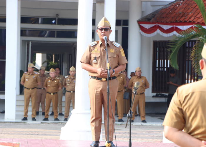Pimpin Apel Mingguan, Bupati Ardito Wijaya Tekankan Teamwork Pada ASN Lingkup Pemkab Lamteng 