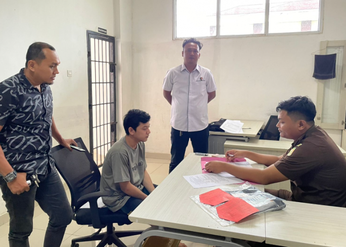 Berkas Lengkap, Tersangka Jambret Di pringsewu Dilimpahkan Polisi ke JPU