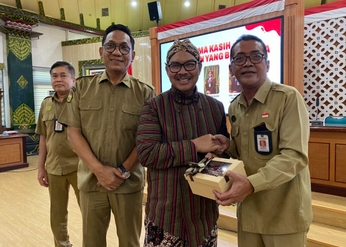 Tiga Pejabat Eselon II Pemkot Yogyakarta Pensiun, Hasto: Pengabdian kepada Masyarakat Tidak Berakhir