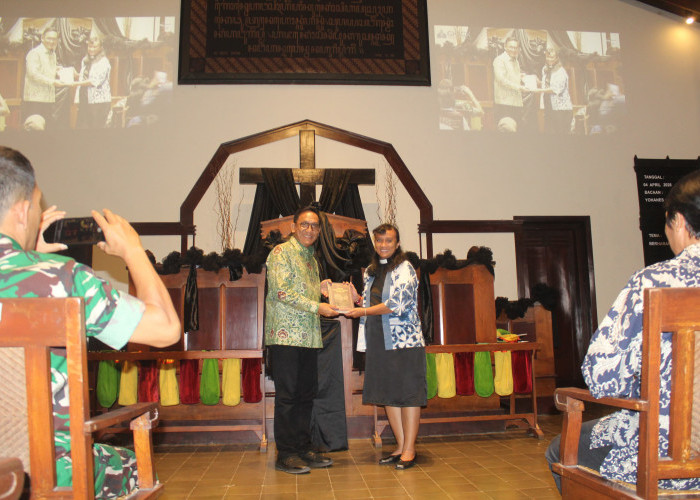 Wakil Wali Kota Yogyakarta Hadiri Paskah Sabtu Sunyi, Tekankan Pesan Persatuan dan Kolaborasi Kota