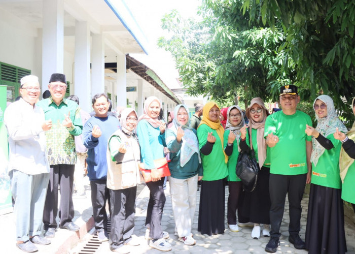 Walikota Metro Apresiasi Stand Pascasarjana UM Metro dalam Acara Silaturahmi Komunitas Hijau