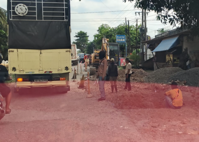 Arus Lalu Lintas Bergantian, Jalan Sukadamai Dalam Perbaikan