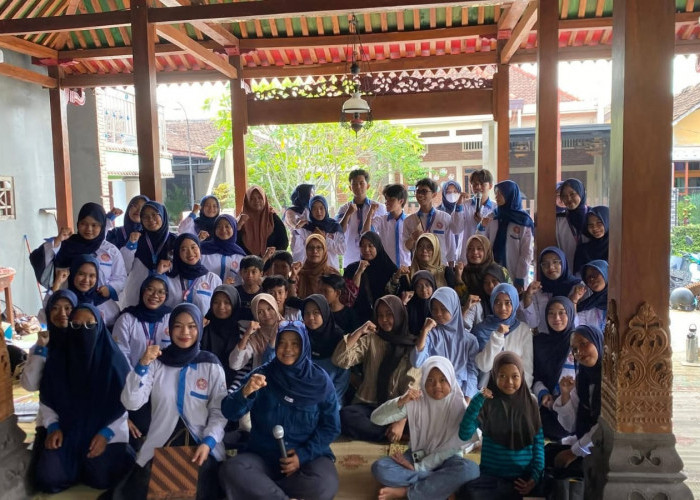 'Stay Clean Stay Strong', UKM PIK Lingkar Seroja UIN Suka dan BNNK Sleman Edukasi Bahaya NAPZA ke Remaja