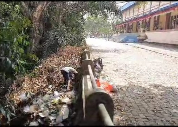 Stadion Tejosari Jadi Venue Upacara HUT RI Pemkot Metro, Sampah Dibuang ke Hutan