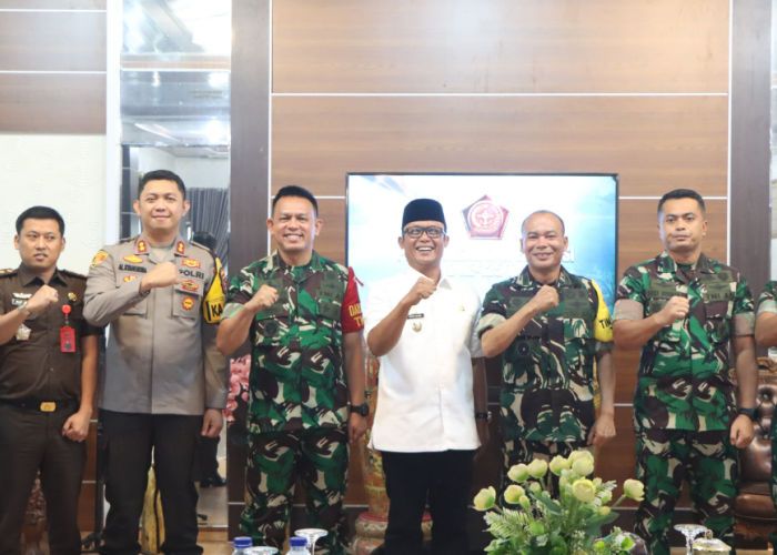 Cek Pelaksanaan Program di Lamteng, Bupati Ardito Wijaya Terima Kunjungan Tim Wasev TMMD Ke-125