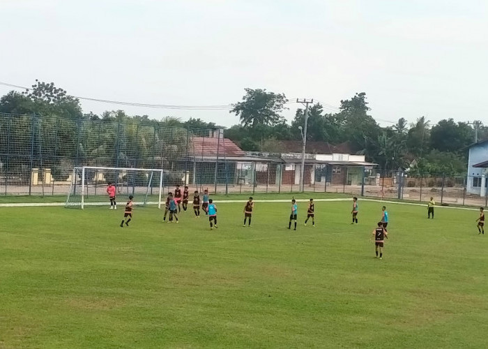 Dua Club Besar Sepak Bola Indonesia Sambangi Punggur United