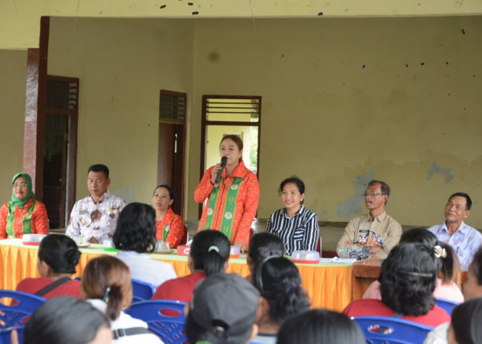 Dorong Ketahanan Pangan, Ketum IKWT Lamteng Ni Ketut Dewi Nadi Beri Pembinaan IKWT Kampung Rama Dewa