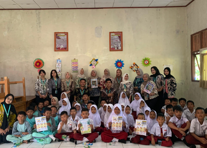Mahasiswa KKL-PPM Universitas Malahayati Gelar Edukasi PHBS dan Antibullying di SDN 1 Dadimulyo