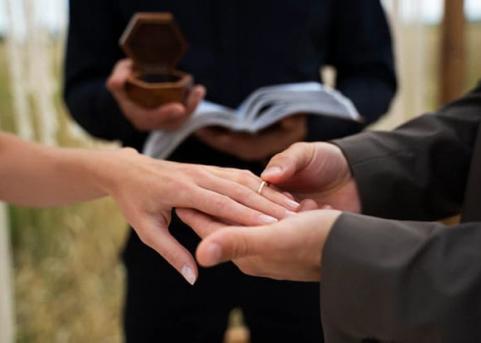 Sempat Ditolak, Pengadilan Izinkan Pasangan Menikah Beda Agama