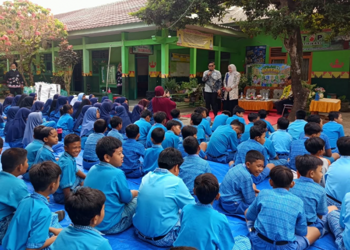 Lewat Pilah Berkah, DLH Kota Metro Ajak Siswa SD Belajar Mengelola Sampah