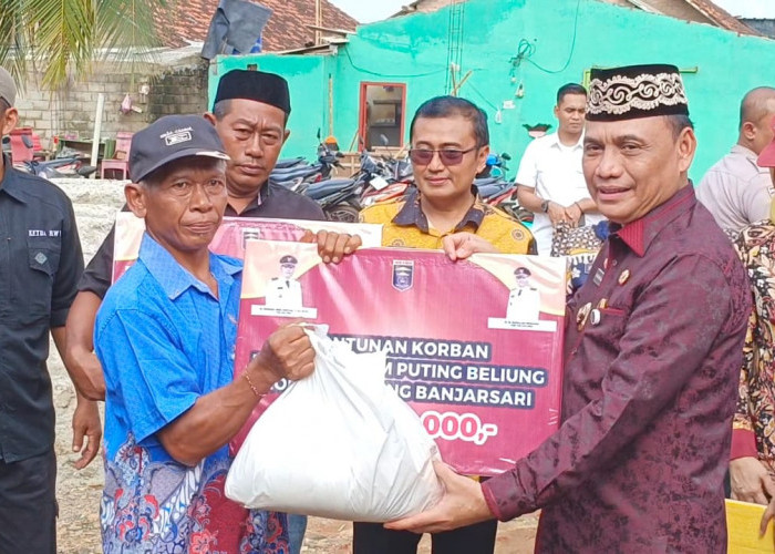Pemkot Metro Salurkan 255 Bantuan Korban Angin Puting Beliung di Metro Utara