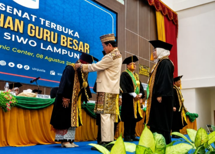 UIN Jurai Siwo Lampung Kukuhkan Lima Guru Besar, MENAG Tekankan Peran Akademisi bagi Masyarakat