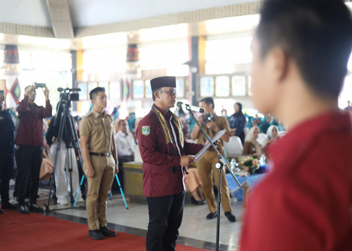 Lantik Pengurus Forum 'GenRe', Bupati Libatkan Generasi Muda Dalam Pembangunan