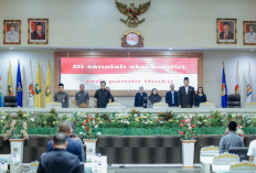 Sekdaprov Lampung Hadiri Paripurna Perubahan Propemperda 2026