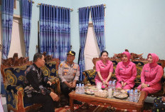 Hari Bhayangkara Ke 80, Kapolres Mesuji Lakukan Anjangsana ke Purnawirawan dan Warakawuri 