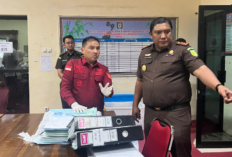Perkara Korupsi, Rumah dan Kantor Bapenda Digeledah Kejari Pringsewu