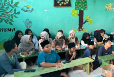 PPK Ormawa HIMADIKMI Latih Pemuda RISMA Rejo Agung Mendesain Konten Promosi UMKM dengan Canva