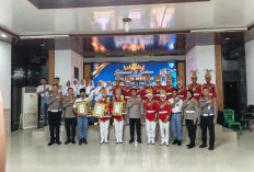 Kapolres Mesuji Beri Penghargaan kepada Peserta Lomba PKS Berprestasi