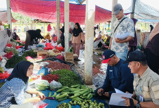 Genjot PAD, Kadis Koperindag Beri Himbauan Begini ke Pedagang di Pasar Rakyat Panggung Jaya