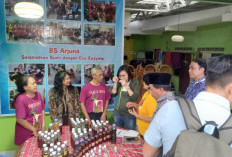 Wamen Ekraf RI Lakukan Kunjungan Kerja di Kampung Pringwulung Condongcatur dan Kampung Pringgodani Depok