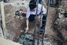 Bupati Riyanto Pamungkas Letakkan Batu Pertama Pembangunan Masjid Darussalam Pringsewu