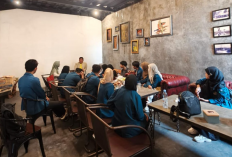 Mahasiswa PBI UM Metro Dalami Dunia Jurnalistik di Radar Metro: 'Media Akan Selalu Hidup Jika Kita Kreatif'