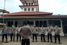 Pascahujan Abu Vulkanik, Polsek Pardasuka Bersama Warga Bersihkan Fasilitas Umum