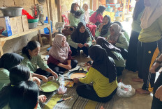 Tim Mahasiswa Berdampak UM Metro Beri Pendampingan Produk Unggulan KWT di Desa Rejoagung