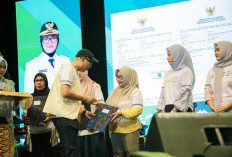 Buka Festival UMKM dan Pasar 1001 Malam Lampung Timur, Gubernur Rahmat Mirzani Djausal Dorong UMKM Naik Kelas,
