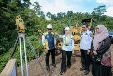 Gubernur Lampung Percepat Perbaikan Jalan Padang Cermin–Teluk Kiluan, Target Rampung Agustus 2026