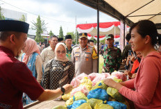 Polres Mesuji Gelar Gerakan Pangan Murah di Pasar Simpang Pematang 