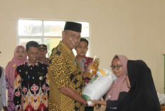 1.033 KPM di Metro Barat Terima Bantuan Beras CPP