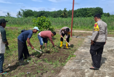 Sinergi Tanpa Batas! Polsek Dente Teladas dan Warga Bahu Membahu Jaga Lingkungan