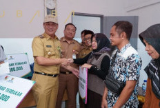 Gandeng Baznas Pemkab Tubaba Salurkan Bantuan Kepada 20 Warga Dampak Kebakaran