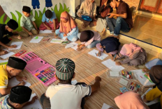 PPK ORMAWA HIMADIKMI UM Metro Ajak Anak Desa Rejo Agung Asah Imajinasi Lewat Menggambar dan Mewarnai