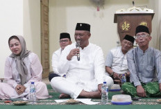 Dekat Dengan Masyarakat, Plt. Bupati Bersama Plt. Ketua TP-PKK Lamteng Safari Ramadhan di Sri Kencono