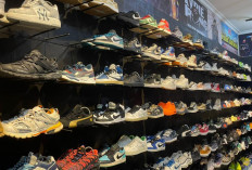 Geliat Bisnis Sepatu di Sukarame: Strategi 'Live Streaming' Jadi Kunci Penjualan