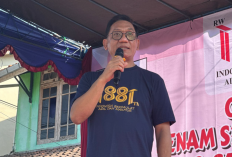 Wakil Wali Kota Yogyakarta Hadiri Senam Warga Gedongkiwo, Serahkan Penghargaan untuk Pelajar Berprestasi