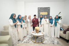 Ketua TP PKK Ibu Purnama Wulan Mirza Hadiri Kajian Akbar di Masjid Raya Al-Bakrie